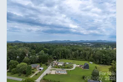 375 E King Street, East Flat Rock, NC 28726 - Photo 40