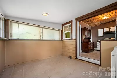 375 E King Street, East Flat Rock, NC 28726 - Photo 14