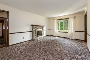 211 Ginseng Ln, Hendersonville, NC 28791 - Photo 8