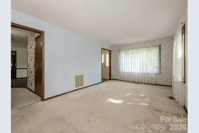 211 Ginseng Lane, Hendersonville, NC 28791 - Photo 18
