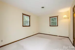 211 Ginseng Ln, Hendersonville, NC 28791 - Photo 20