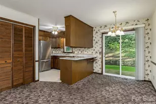 211 Ginseng Ln, Hendersonville, NC 28791 - Photo 12