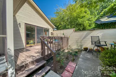 130 Exeter Court, Hendersonville, NC 28791 - Photo 38