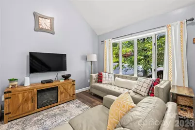15 N Garden Court, Fletcher, NC 28732 - Photo 8