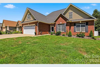 1719 30th Avenue Court NE, Hickory, NC 28601 - Photo 1