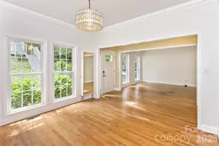 113 Ballantree Dr, Asheville, NC 28803 - Photo 6
