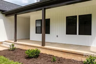 2996 Jack Whitener Rd, Newton, NC 28658 - Photo 4