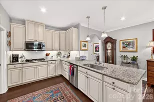 5804 Barrowlands Ct, Charlotte, NC 28210 - Photo 14