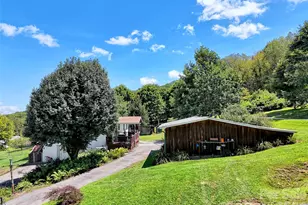 555 Acres View Dr, Waynesville, NC 28786 - Photo 38