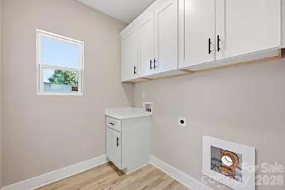 1513 Robin Road, Newton, NC 28658 - Photo 6
