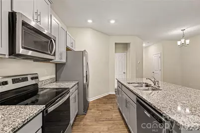 [Address not provided], Charlotte, NC 28215 - Photo 16