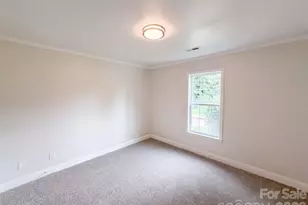 225 Vineyard Dr, Salisbury, NC 28146 - Photo 10