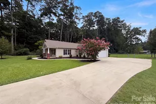 225 Vineyard Dr, Salisbury, NC 28146 - Photo 18