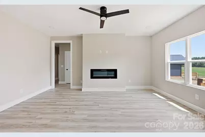 1517 Robin Road, Newton, NC 28658 - Photo 6
