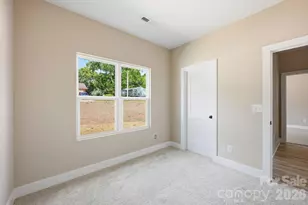1517 Robin Rd, Newton, NC 28658 - Photo 12