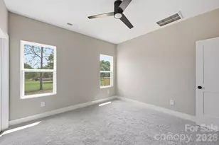 1517 Robin Rd, Newton, NC 28658 - Photo 8