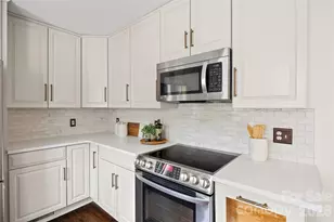 2215 Chatham Ave, Charlotte, NC 28205 - Photo 14
