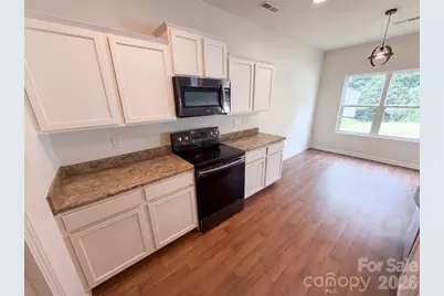 8815 First Run Court, Charlotte, NC 28215 - Photo 8