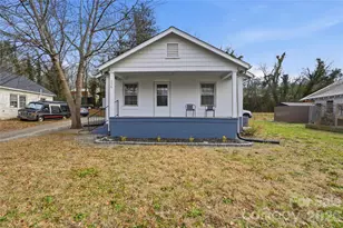 358 N Cleghorn St, Rutherfordton, NC 28139 - Photo 4