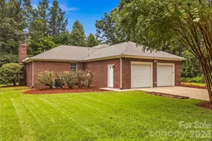 2594 Painters Gap Rd, Union Mills, NC 28167 - Photo 2