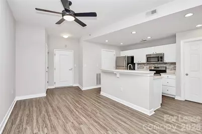 718 W Trade Street #409, Charlotte, NC 28202 - Photo 14