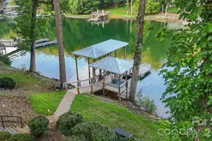 19007 Kailua Cir, Tega Cay, SC 29708 - Photo 2