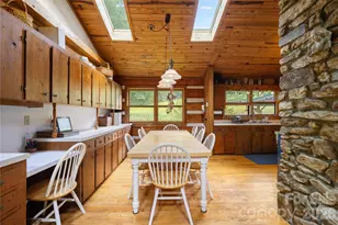 1061 Indian Trl Rd, Mars Hill, NC 28754 - Photo 14
