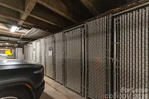 400 N Church St, Charlotte, NC 28202 - Photo 24