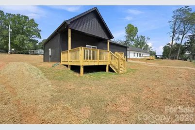 1515 Robin Road, Newton, NC 28658 - Photo 12