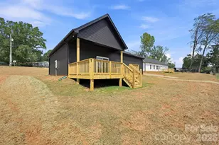 1515 Robin Rd, Newton, NC 28658 - Photo 12