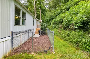48 Melissa Ln, Leicester, NC 28748 - Photo 16