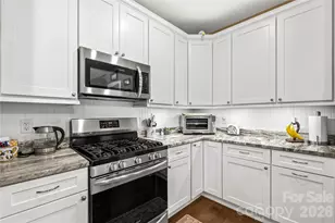 202 Windy Acres Knoll Dr, Hendersonville, NC 28792 - Photo 8