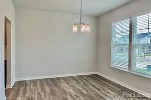 3240 Laurel Brk Dr, Denver, NC 28037 - Photo 4