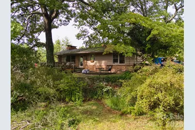 70 Dogwood Drive, Hendersonville, NC 28791 - Photo 2