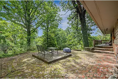 70 Dogwood Drive, Hendersonville, NC 28791 - Photo 4