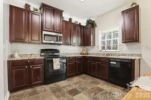 7532 W Berkeley Rd, Denver, NC 28037 - Photo 2