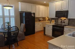 17126 Bridgeton Ln, Huntersville, NC 28078 - Photo 6