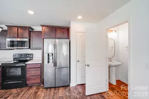 12915 Hill Pine Rd, Midland, NC 28107 - Photo 10