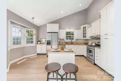 499 Match Point, Sylva, NC 28779 - Photo 10