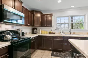 28 Chapel Park Rd, Asheville, NC 28803 - Photo 10