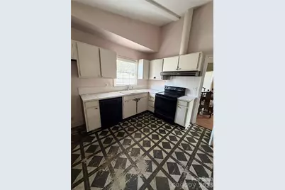 6625 Woodfield Drive, Charlotte, NC 28215 - Photo 12