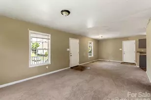427 Katonah Ave, Charlotte, NC 28208 - Photo 4
