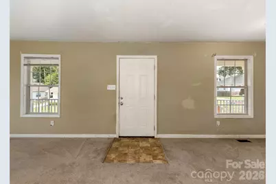 427 Katonah Avenue, Charlotte, NC 28208 - Photo 2