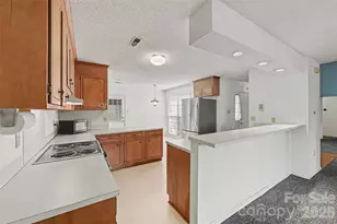 8248 Oakley Ln, Charlotte, NC 28270 - Photo 6