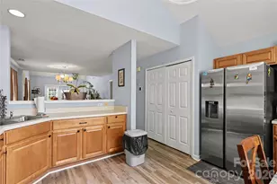 2716 Rozzelles Landing Dr, Charlotte, NC 28214 - Photo 10