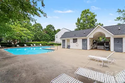 2716 Rozzelles Landing Drive, Charlotte, NC 28214 - Photo 18