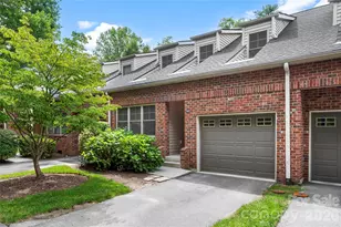 156 B Wash Creek Dr, Hendersonville, NC 28739 - Photo 1