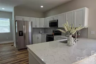2728 Crawford Ave, Gastonia, NC 28052 - Photo 6