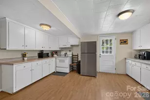 314 22nd St Ct SE, Hickory, NC 28602 - Photo 16