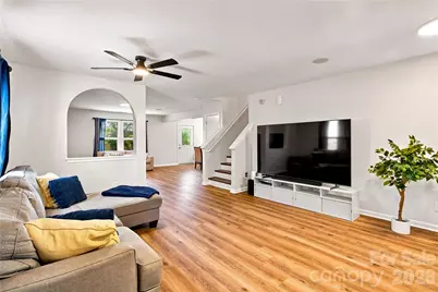 117 Farm Springs Drive, Mount Holly, NC 28120 - Photo 2